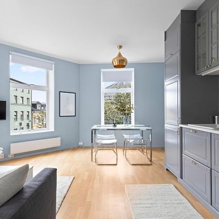 Modern And Bright Apartment In Central Oslo Bagian luar foto